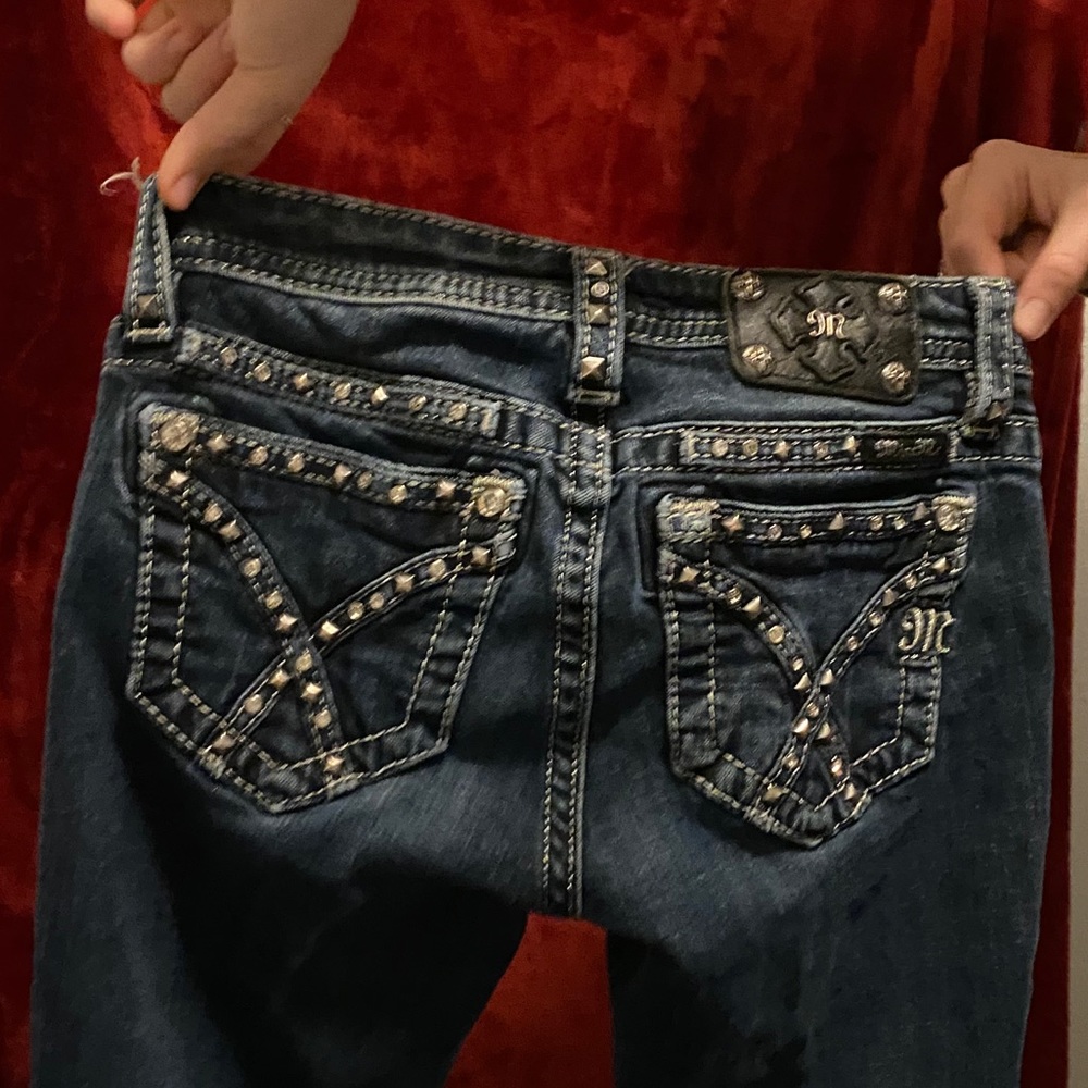 Jeans - Picture 2 of 3